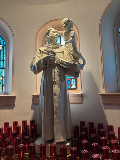 restoration of three statues